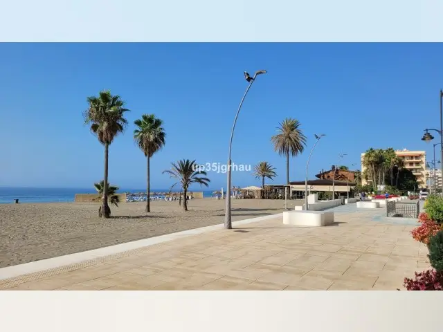 Apartamento 2 Dormitorios Estepona Cerca de la Playa
