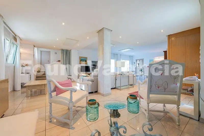 Chalet en venta en La Pobla de Vallbona Valencia