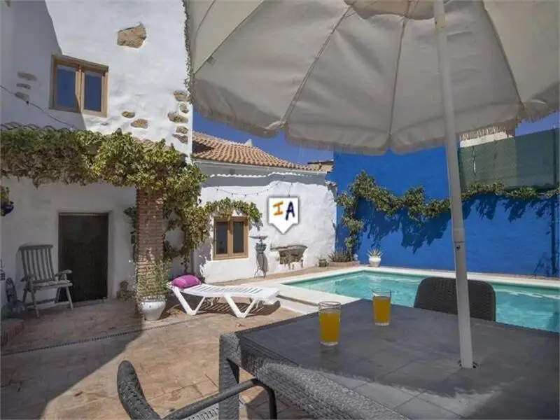 Casa Adosada 4 Dormitorios Charilla Piscina Amueblada