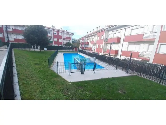 Piso en Venta en Gibaja Cantabria Cerca de Laredo con Piscina