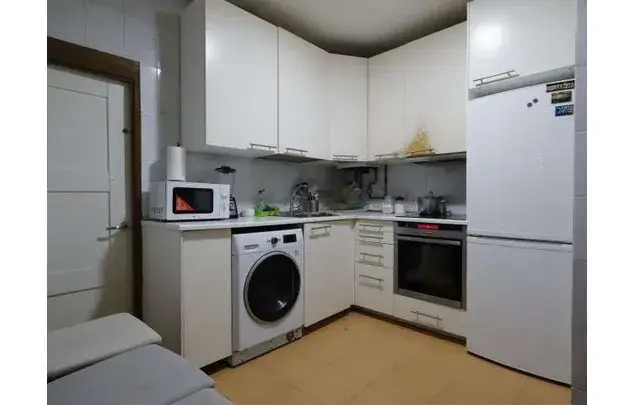 Habitaci
ón amueblada 120m2 Madrid - Piso compartido