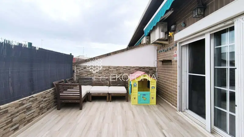 Ático Dúplex en Aldaya con Terraza y Garaje