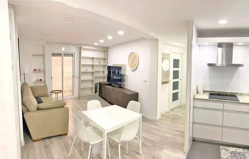 Piso en venta en La Seu Valencia 82m2 3 dormitorios terraza