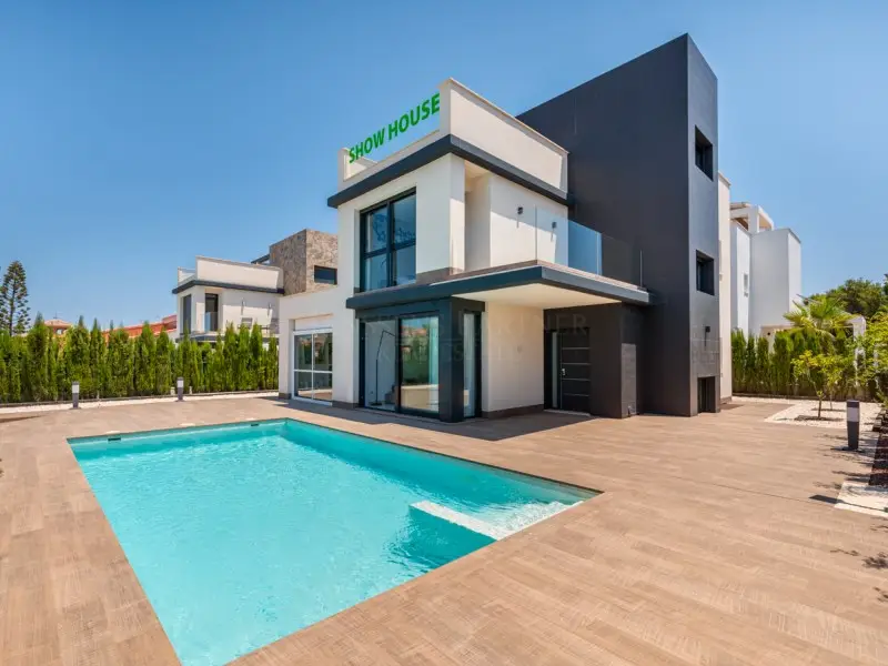 Villa en Venta Santiago de la Ribera 3 Dormitorios 3 Baños Nueva