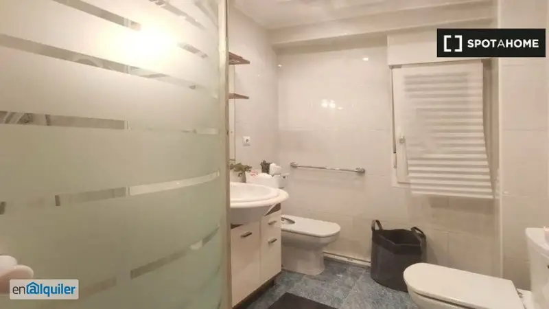 Piso 2 dormitorios Santander planta baja amueblado