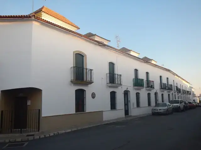 Piso en Venta en Hinojos Huelva 77m2 Inversores