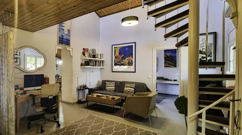 Finca Rustica con Casa y Caravana en L Aldea Tarragona