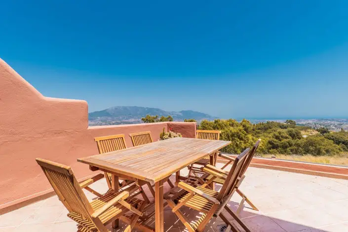 Apartamento 3 Dormitorios en Venta La Mairena Costa del Sol