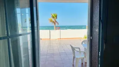 Chalet en alquiler en 1A Linea de Playa