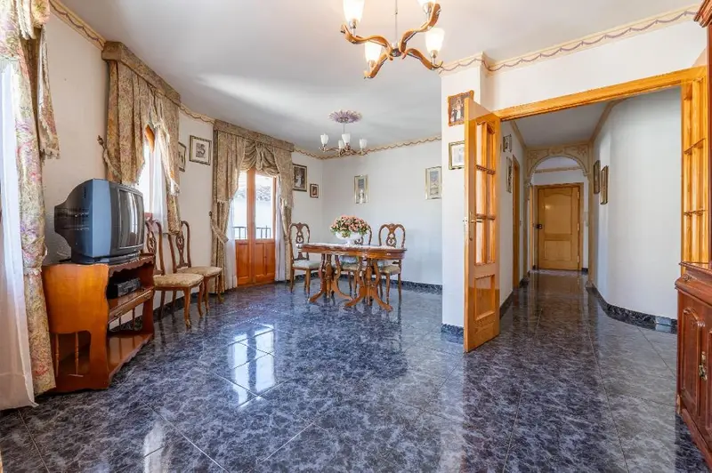Venta Piso 4 Habitaciones Montefrío
