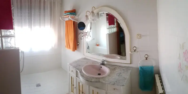 Chalet en venta en Cartagena Murcia 5 habitaciones dobles
