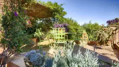 Chalet en Venta Golf Peralada Lujo Piscina Jardin Suites