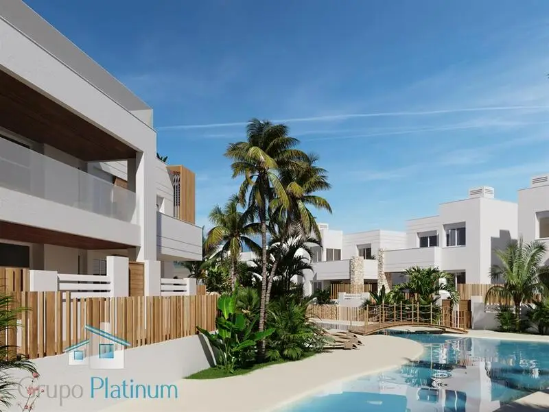 Villa de Lujo 3 Dormitorios San Juan de los Terreros