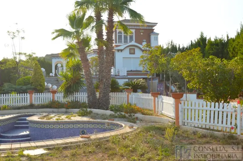Villa de Lujo en Venta en Vinaròs