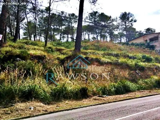 Solar en Venta Canyelles Barcelona 568m2 Edificabilidad 312m2