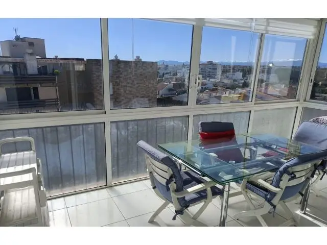 Apartamento en Venta en Roses Girona Cerca de la Playa