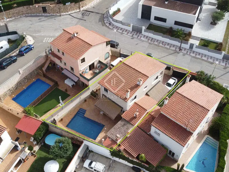 Chalet en Castell d Aro con piscina privada y jardin