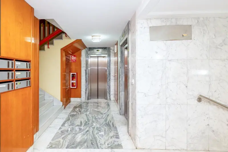 Piso en venta en el centro de Granada Acera del Darro