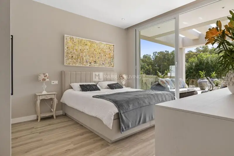Villa de 5 Dormitorios en San Pedro Alcántara