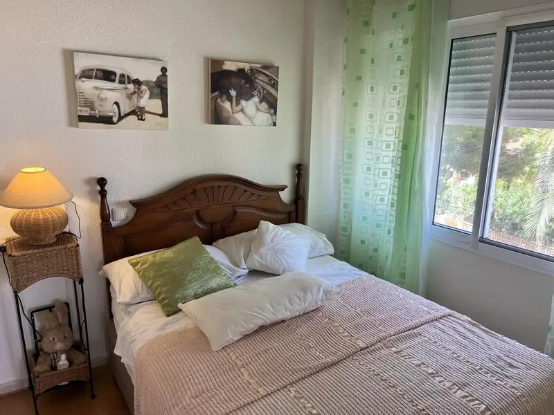 Apartamento en Venta La Zenia: Cerca de la Playa con Terraza Grande