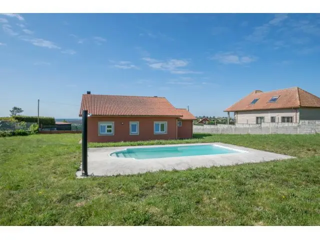 Casa con Piscina en Monte Xalo Carral 3 Habitaciones
