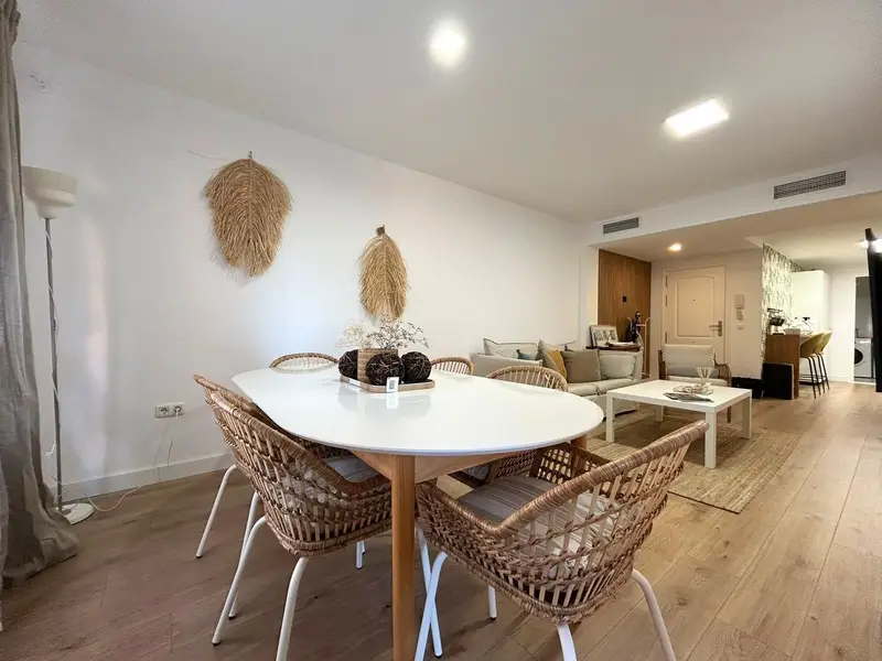 Apartamento 3 Dormitorios Los Boliches  Cerca Playa Piscina