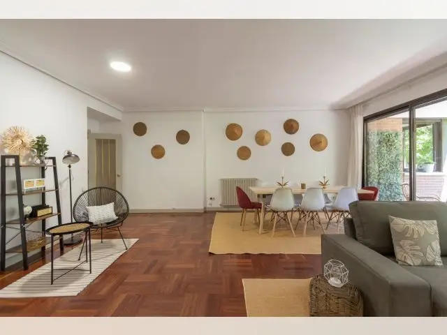 Piso 5 Dormitorios Amueblado Mirasierra Madrid