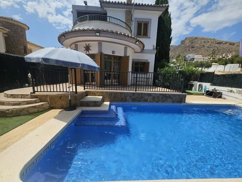 3 Cuarto Villa en venta
Sierra Grana, Alicante