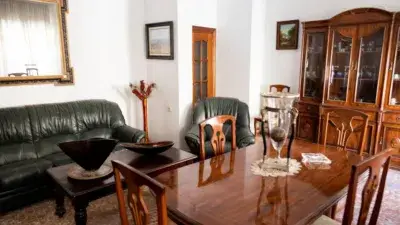 Piso en venta en Calle Ancha, 23