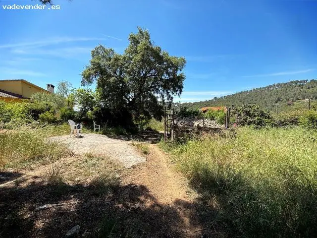 Casa Rustica en Parcela de 923m2 Olivella