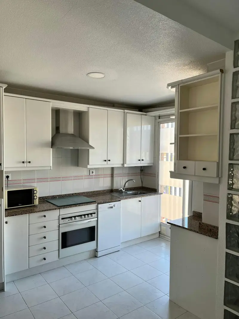 Apartamento 3 Dormitorios Estudiantes Murcia