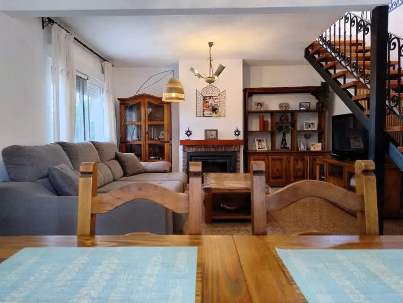 Chalet en Venta Busot con Terraza Piscina y Barbacoa