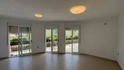 Piso en Almenara Alquiler Excelente Zona