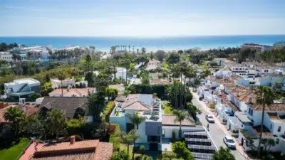 Villa de Lujo en Costalita con Piscina Climatizada - Cerca de la Playa
