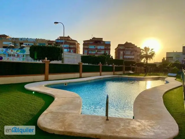 Alquiler Loft Terraza Ascensor Roquetas de Mar