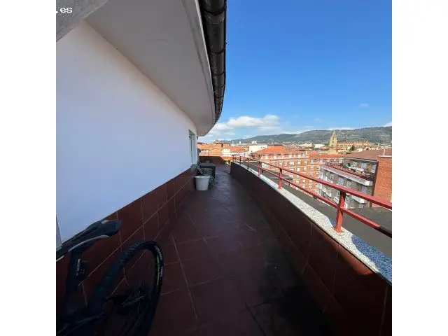 Atico en Venta en Oviedo 4 Dormitorios 70m2 Terraza