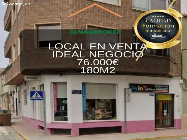 Local Comercial con Almac																																																																																																																																																																																																																																	
 80m2 y Almacen 80m2