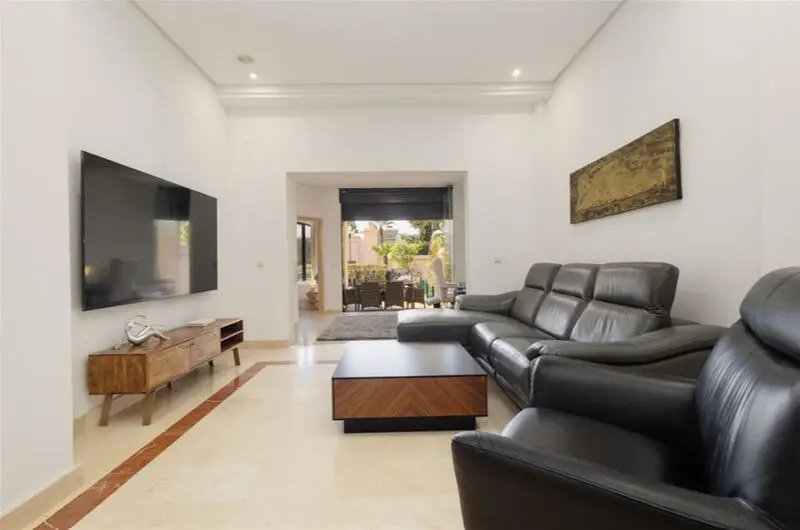 Apartamento 3 Dormitorios Puerto Banus Lujo Playa Jardin Privado
