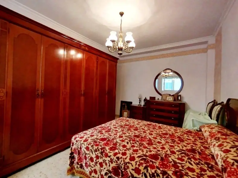 Piso en Venta en Jesús Valencia 4 habitaciones 2 baños