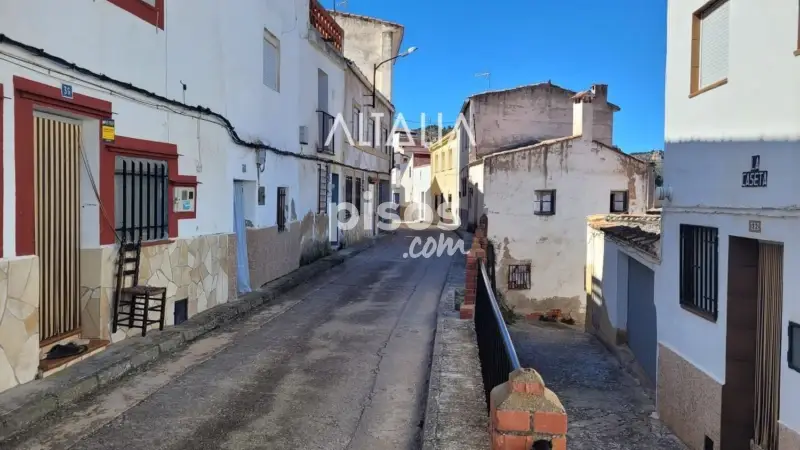 Casa adosada en venta en Calle de la Umbría, cerca de Calle Alta