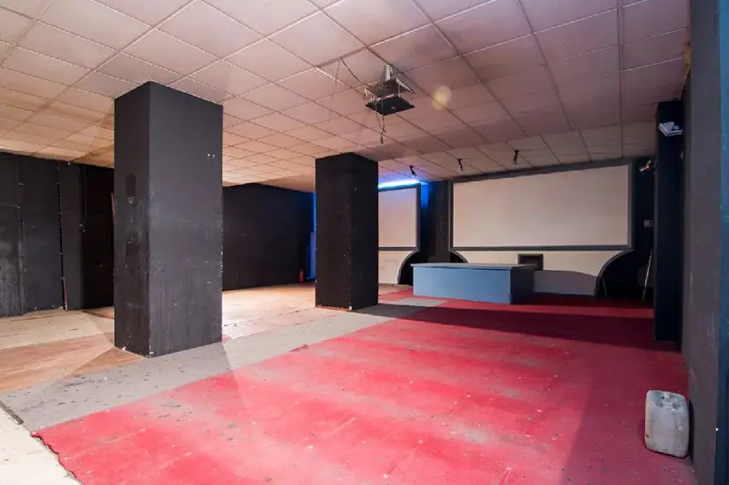 Venta Local Comercial Insonorizado 244m2 Hipercor Ronda Granada