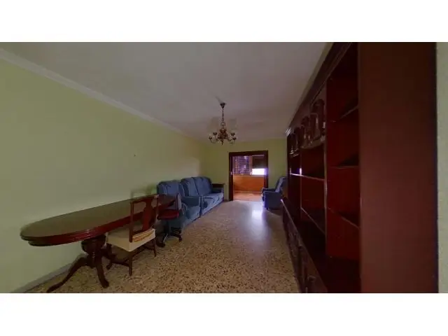 Piso en Roquetas de Mar 103m² 3 Dormitorios 1 Baño