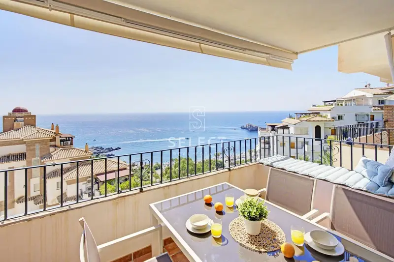 Apartamento en venta en La Herradura, Almuñécar, Granada