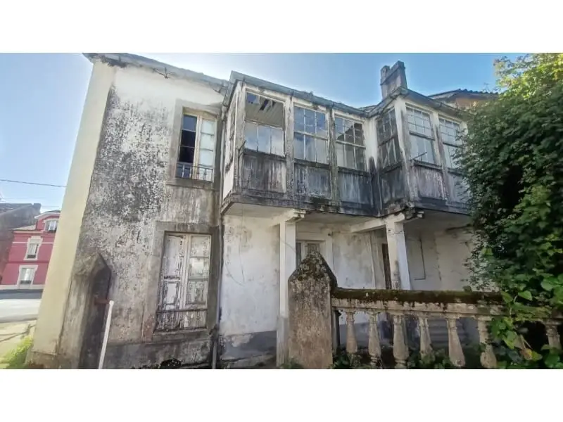 Casa en venta en Ortigueira: tradicional gallega para reformar