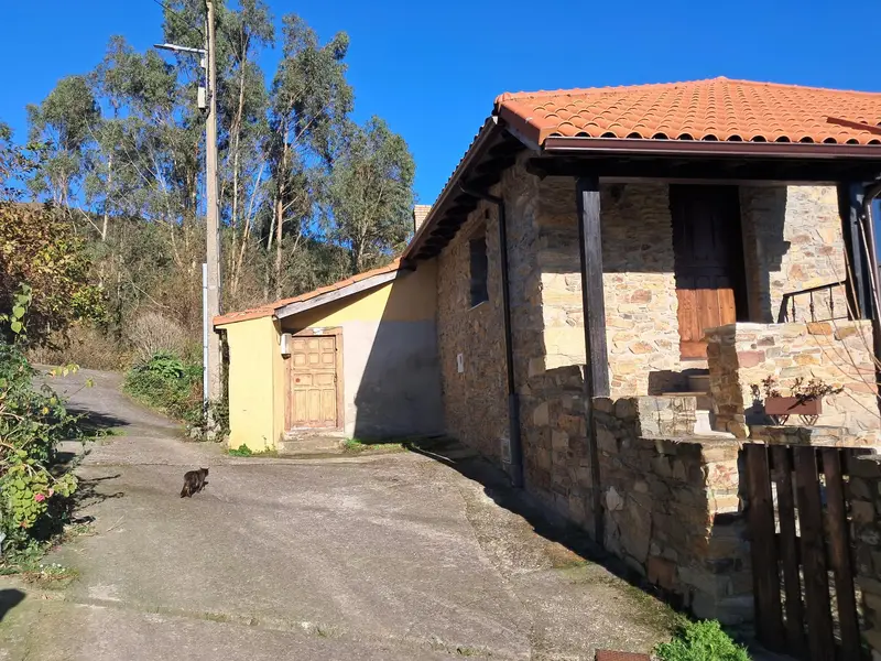 Casa Rural con Horreo en Faedo Cudillero Asturias