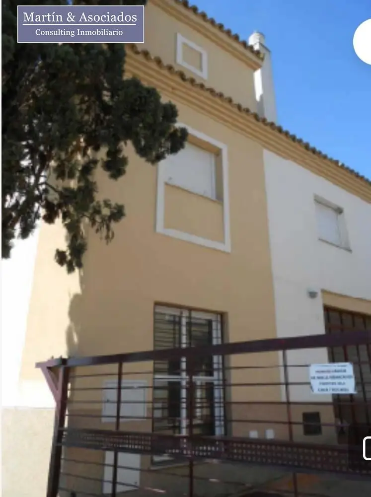 Casa Adosada en Villas Del Este Jerez de la Frontera