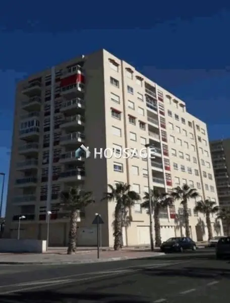 Piso en venta en Campello, Alicante cerca de la playa