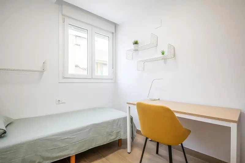 Alquiler Piso 5 Dormitorios Burjassot Reformado Amueblado