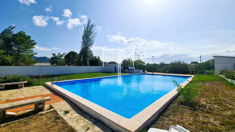 Chalet en Venta Barxeta Valencia 4 Dormitorios Piscina