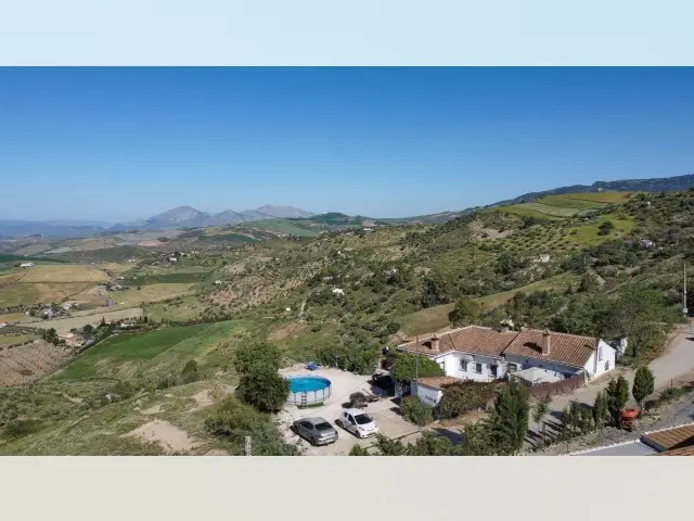 Piso de 6 Dormitorios en venta Villanueva de la Concepcion, España